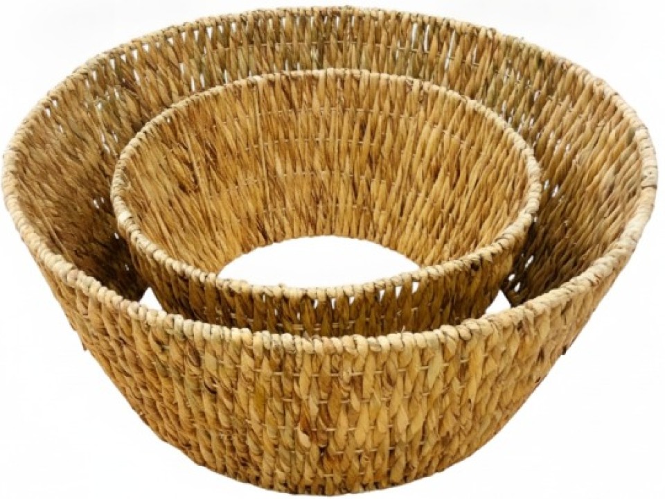 Handcrafted Round Tapered Twisted Water Hyacinth Christmas Tree Skirts- Set of 2 